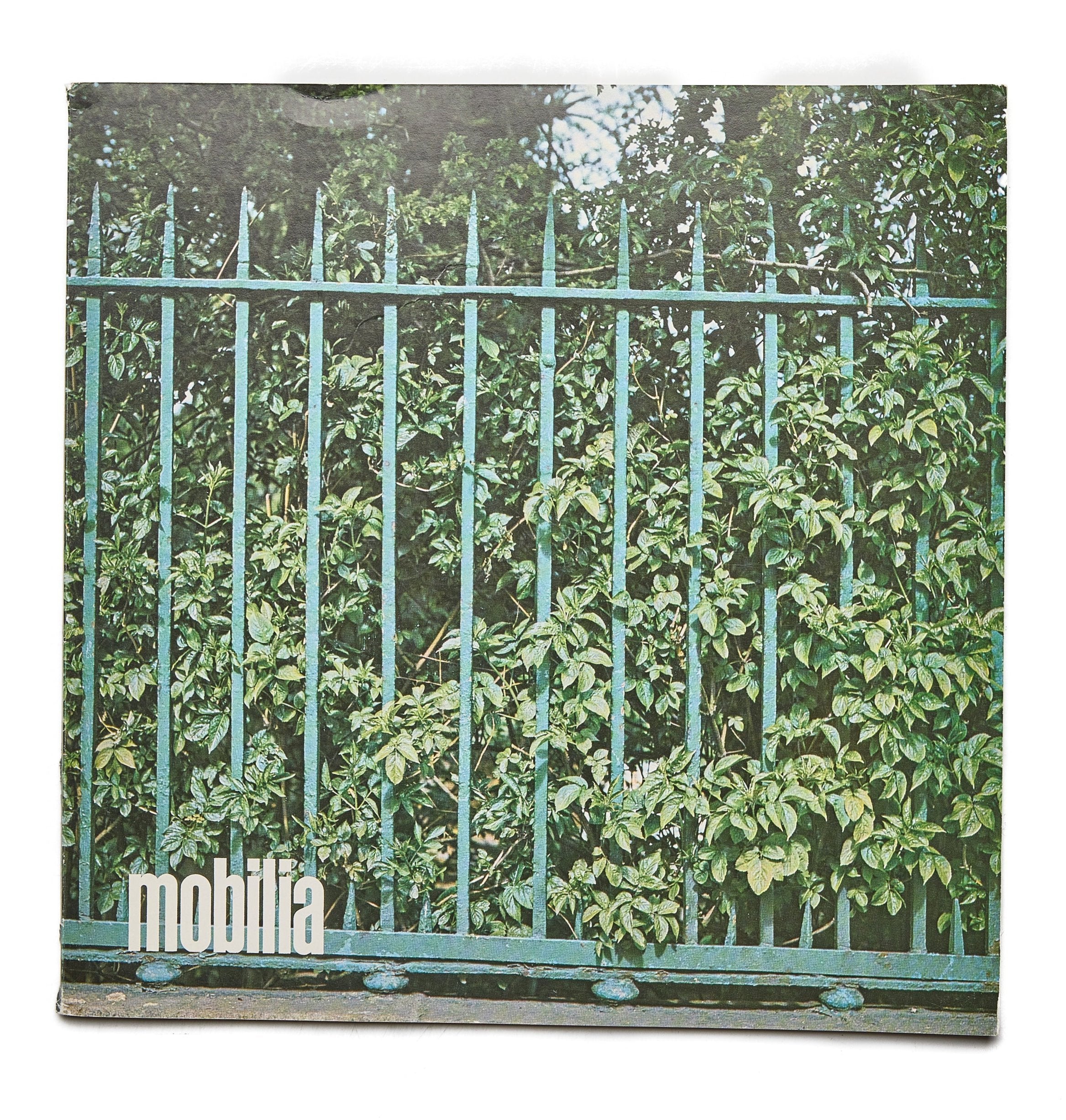 {"loading" => "lazy", "class" => "motion-reduce", "sizes" => "(min-width: 1200px) 267px, (min-width: 990px) calc((100vw - 10rem) / 4), (min-width: 750px) calc((100vw - 10rem) / 3), calc(100vw - 3rem)", "widths" => "165, 360, 535, 750, 940, 1100", "alt" => "Mobilia "Fence" Issue", "is" => "lazy-image"}