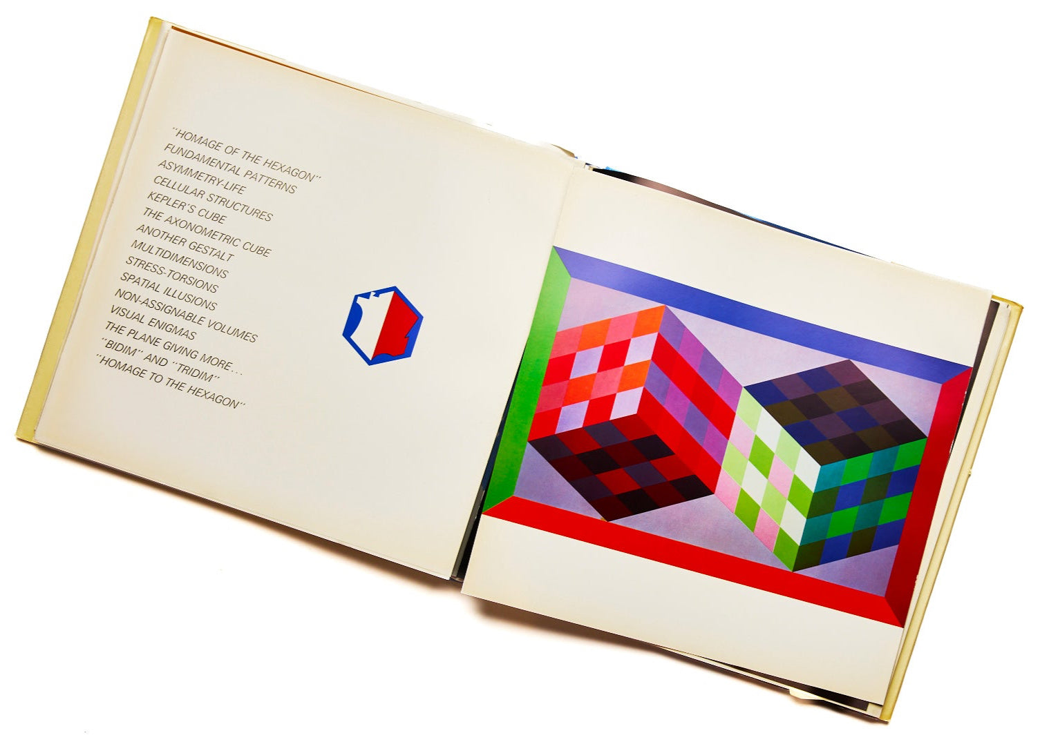 {"loading" => "lazy", "class" => "motion-reduce", "sizes" => "(min-width: 1200px) 267px, (min-width: 990px) calc((100vw - 10rem) / 4), (min-width: 750px) calc((100vw - 10rem) / 3), calc(100vw - 3rem)", "widths" => "165, 360, 535, 750, 940, 1100", "alt" => "VASARELY", "is" => "lazy-image"}