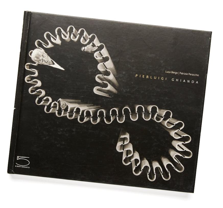 {"loading" => "lazy", "class" => "motion-reduce", "sizes" => "(min-width: 1200px) 267px, (min-width: 990px) calc((100vw - 10rem) / 4), (min-width: 750px) calc((100vw - 10rem) / 3), calc(100vw - 3rem)", "widths" => "165, 360, 535, 750, 940, 1100", "alt" => "Pierluigi Gianda", "is" => "lazy-image"}