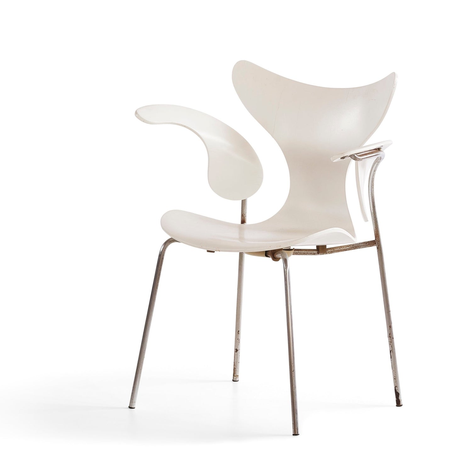 Arne Jacobsen "Lily" or "Seagull" Armchair for Fritz Hansen