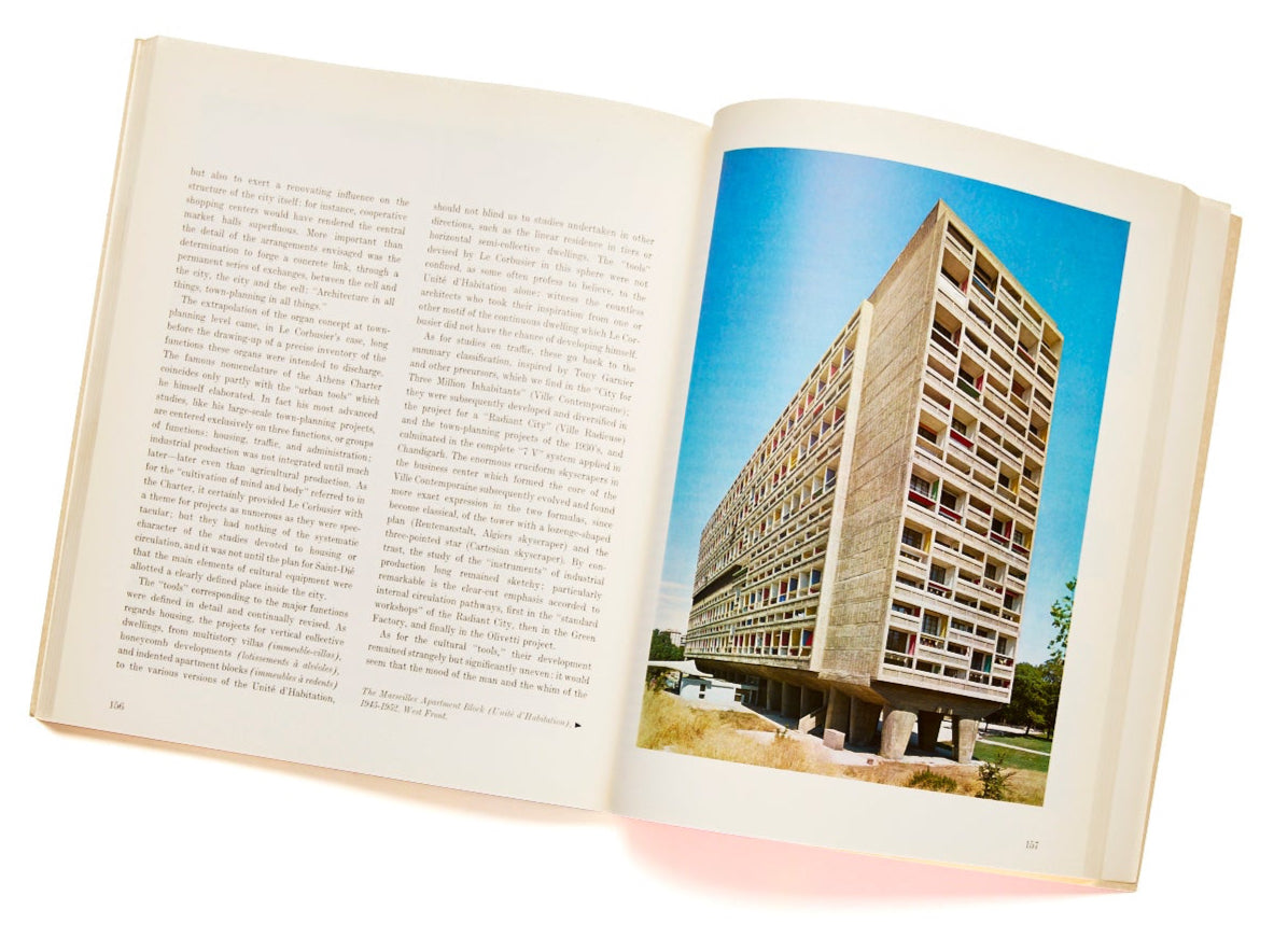 {"loading" => "lazy", "class" => "motion-reduce", "sizes" => "(min-width: 1200px) 267px, (min-width: 990px) calc((100vw - 10rem) / 4), (min-width: 750px) calc((100vw - 10rem) / 3), calc(100vw - 3rem)", "widths" => "165, 360, 535, 750, 940, 1100", "alt" => "Le Courbusier To Live With the Light", "is" => "lazy-image"}