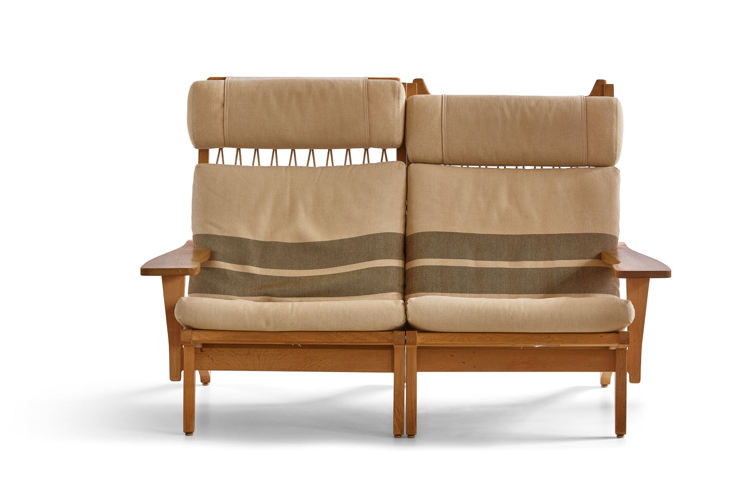 Hans Wegner Getama 375 Convertible Settee in Solid Oak