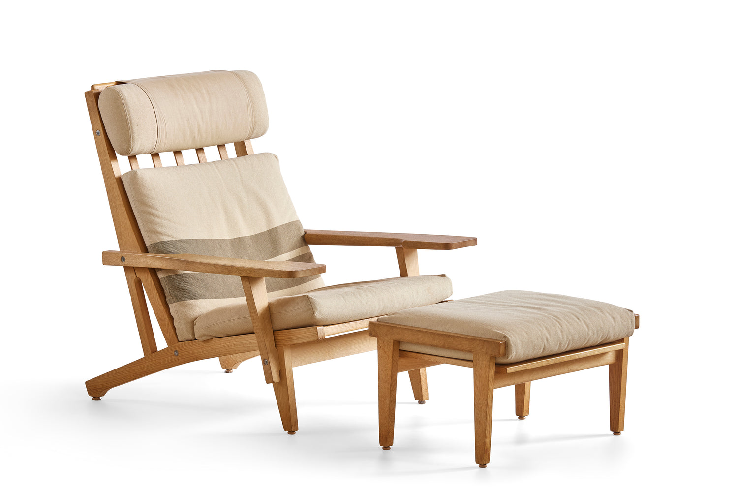 Hans Wegner Getama 375 Convertible Lounge in Solid Oak