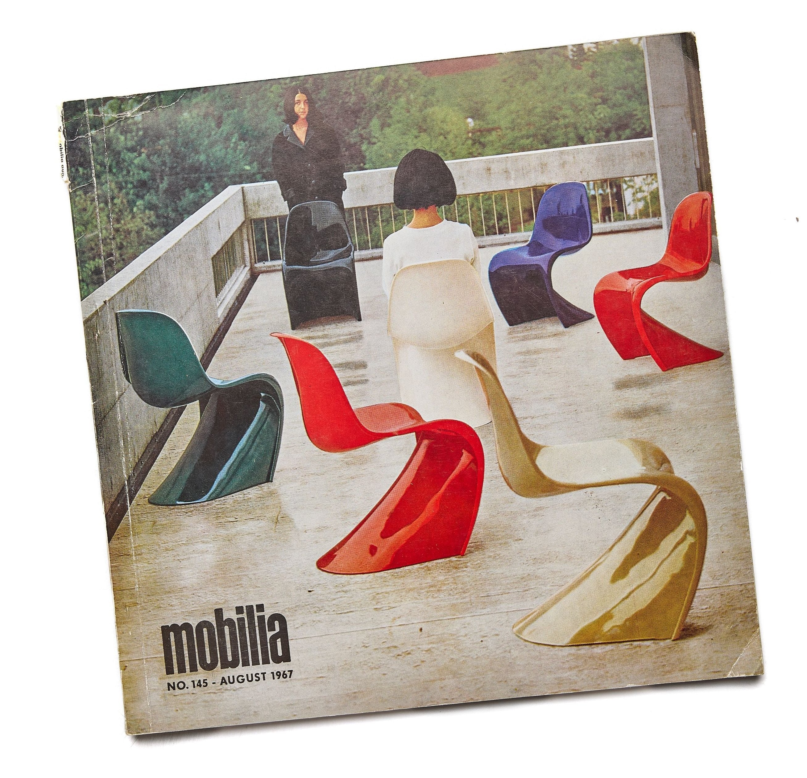 {"loading" => "lazy", "class" => "motion-reduce", "sizes" => "(min-width: 1200px) 267px, (min-width: 990px) calc((100vw - 10rem) / 4), (min-width: 750px) calc((100vw - 10rem) / 3), calc(100vw - 3rem)", "widths" => "165, 360, 535, 750, 940, 1100", "alt" => "Mobilia August 1967 no.145", "is" => "lazy-image"}