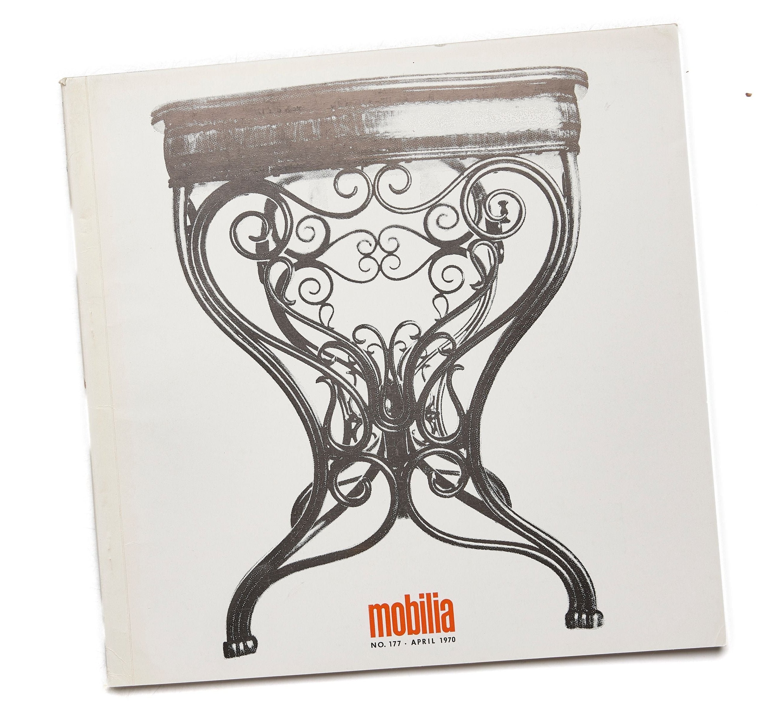 {"loading" => "lazy", "class" => "motion-reduce", "sizes" => "(min-width: 1200px) 267px, (min-width: 990px) calc((100vw - 10rem) / 4), (min-width: 750px) calc((100vw - 10rem) / 3), calc(100vw - 3rem)", "widths" => "165, 360, 535, 750, 940, 1100", "alt" => "Mobilia no. 177 April 1970", "is" => "lazy-image"}