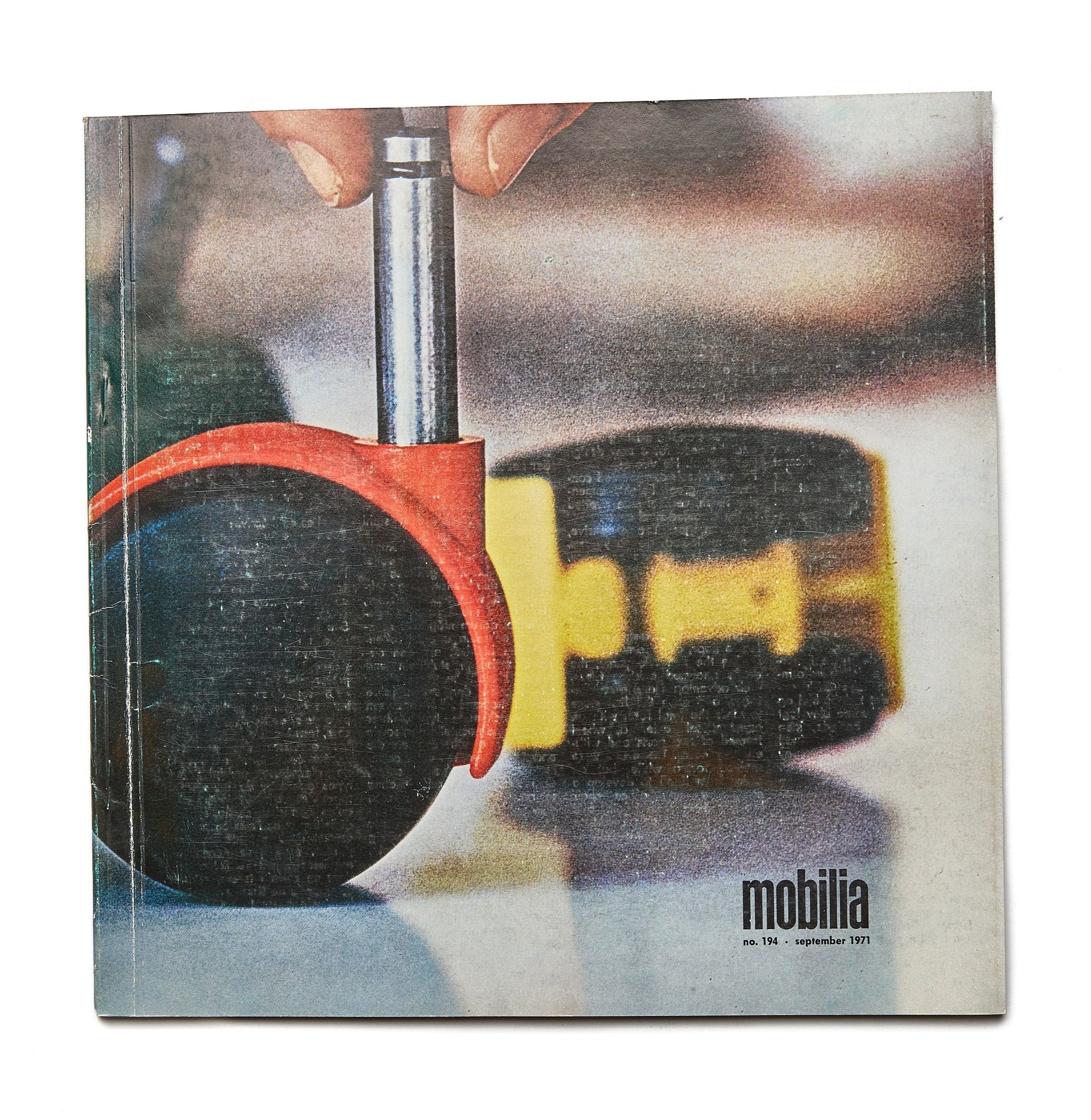 {"loading" => "lazy", "class" => "motion-reduce", "sizes" => "(min-width: 1200px) 267px, (min-width: 990px) calc((100vw - 10rem) / 4), (min-width: 750px) calc((100vw - 10rem) / 3), calc(100vw - 3rem)", "widths" => "165, 360, 535, 750, 940, 1100", "alt" => "Mobilia September 1971 no.194", "is" => "lazy-image"}