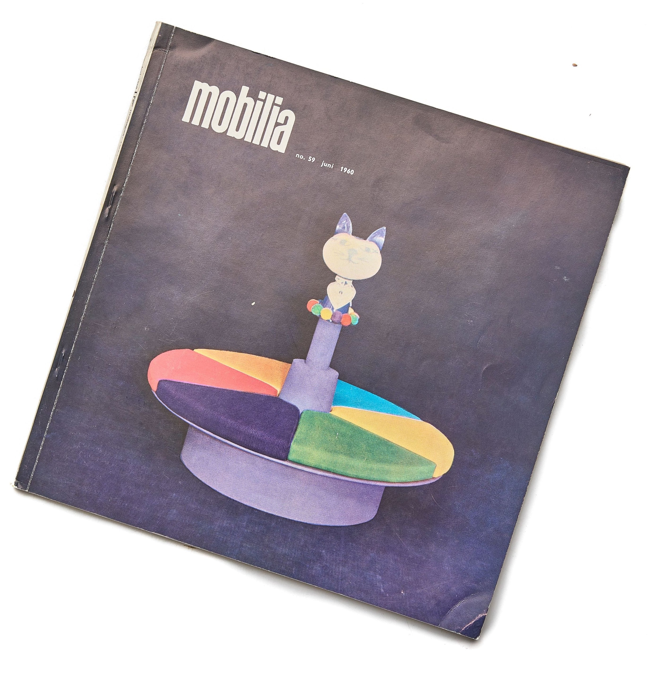 {"loading" => "lazy", "class" => "motion-reduce", "sizes" => "(min-width: 1200px) 267px, (min-width: 990px) calc((100vw - 10rem) / 4), (min-width: 750px) calc((100vw - 10rem) / 3), calc(100vw - 3rem)", "widths" => "165, 360, 535, 750, 940, 1100", "alt" => "Mobilia no. 59 June 1960", "is" => "lazy-image"}