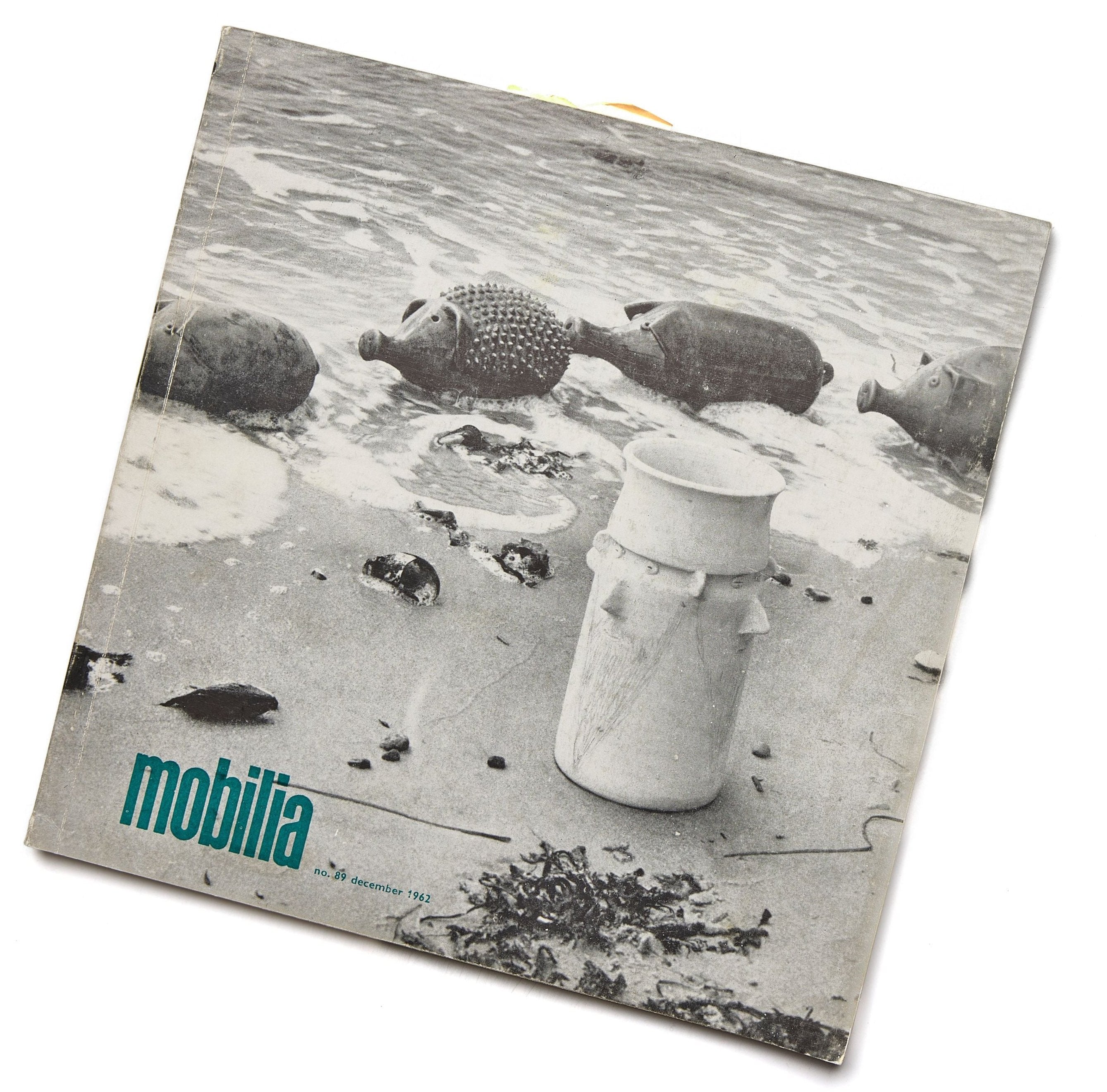 {"loading" => "lazy", "class" => "motion-reduce", "sizes" => "(min-width: 1200px) 267px, (min-width: 990px) calc((100vw - 10rem) / 4), (min-width: 750px) calc((100vw - 10rem) / 3), calc(100vw - 3rem)", "widths" => "165, 360, 535, 750, 940, 1100", "alt" => "Mobilia December 1962 No. 89", "is" => "lazy-image"}