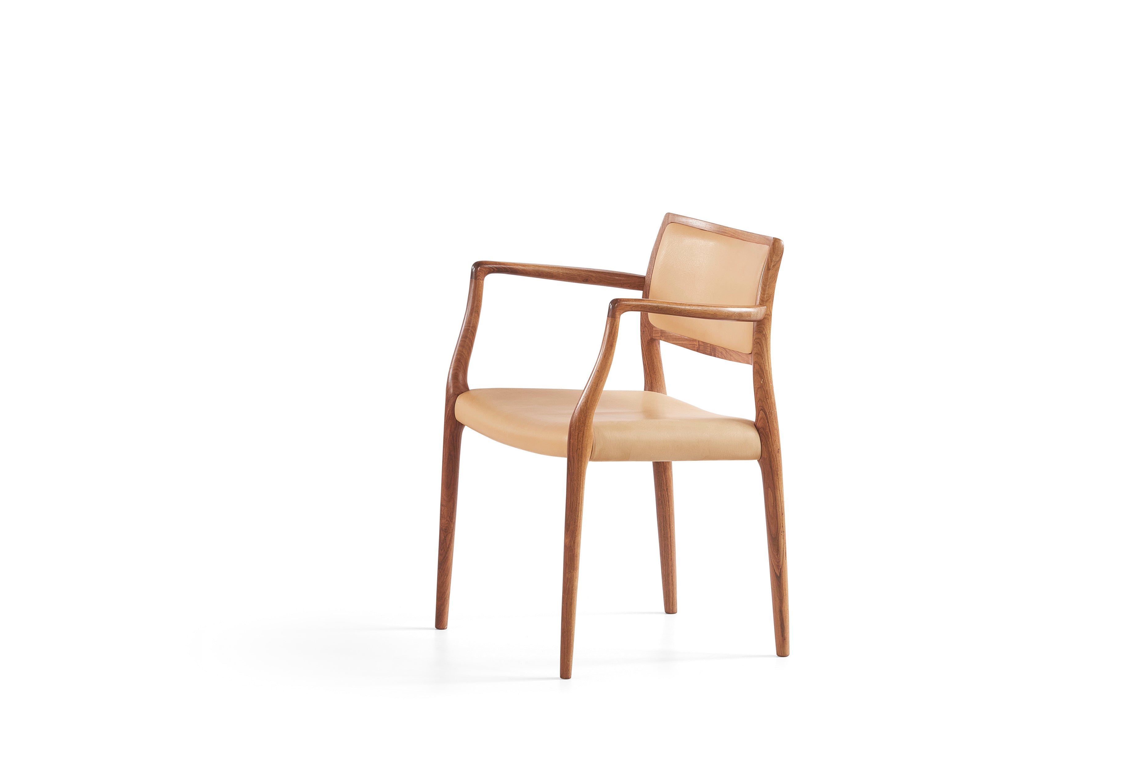 {"loading" => "lazy", "class" => "motion-reduce", "sizes" => "(min-width: 1200px) 267px, (min-width: 990px) calc((100vw - 10rem) / 4), (min-width: 750px) calc((100vw - 10rem) / 3), calc(100vw - 3rem)", "widths" => "165, 360, 535, 750, 940, 1100", "alt" => "Niels O. Møller Model 65 Armchair in Rosewood", "is" => "lazy-image"}